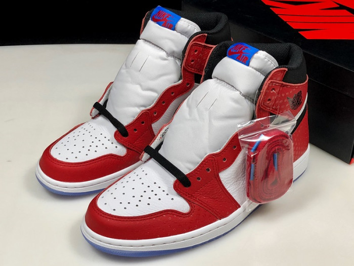 Air Jordan Retro 1 High OG “Origin Story” 555088-602