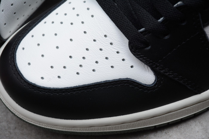 Air Jordan 1 Retro High OG “Clay Green” 555088-135