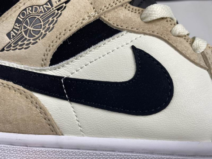 Air Jordan 1 Mid ‘Barely Orange’ BQ6472 -800