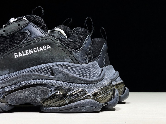 BLCG Wmns Triple S Trainer ‘Black Clear Sole’ 544351 W09O1 1000