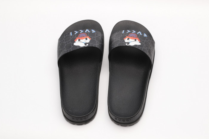 GUCC SLIPPERS