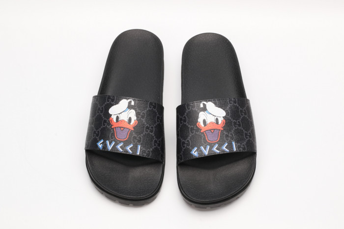 GUCC SLIPPERS