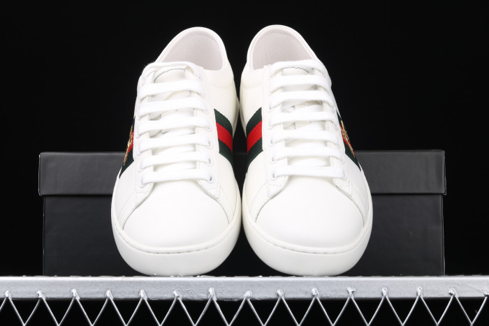 GUCC Ace Embroidered Low-Top Sneaker white with bee ‎429446 02JP0 9064