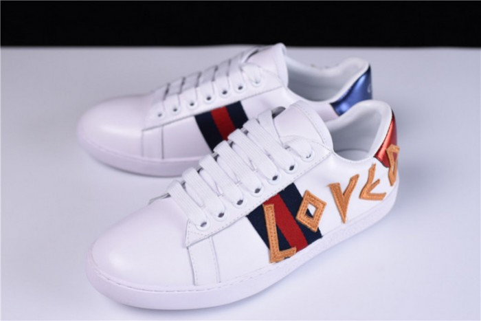GUCC ACE EMBROIDERED LOW-TOP SNEAKER WITH LOVED ‎497090 DOPE0 9095