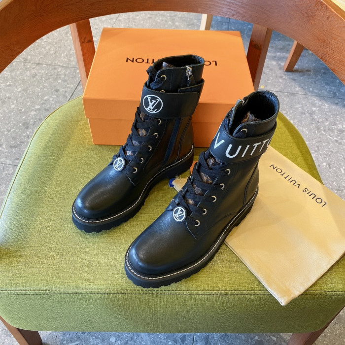 LOUS VUITO BOOTS